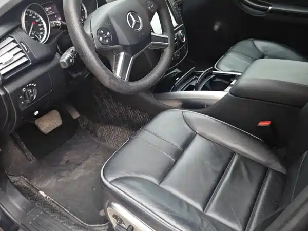 Mercedes-Benz R-Class 2016