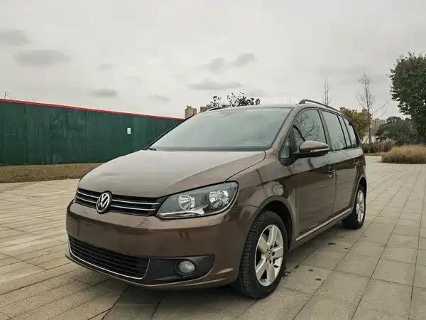 Volkswagen Touran 2014