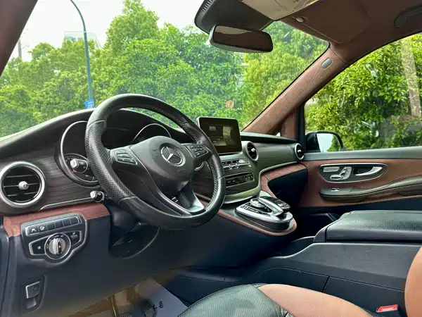 Mercedes-Benz V-Class 2018