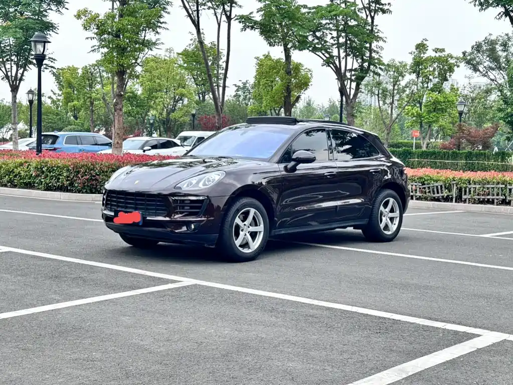 Porsche Macan 2016 — фото 1