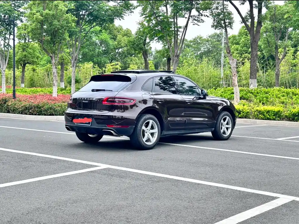 Porsche Macan 2016 — фото 8