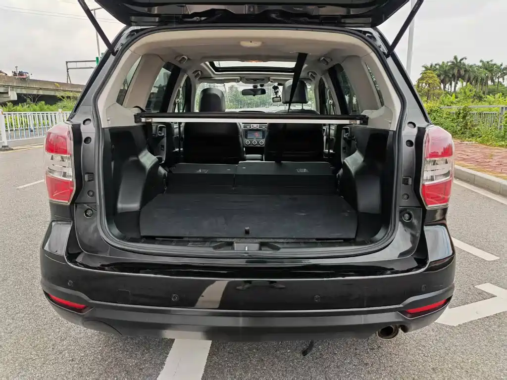 Subaru Forester 2015 — фото 15
