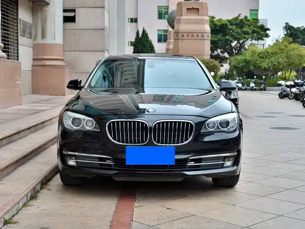 BMW 7 Series 2013