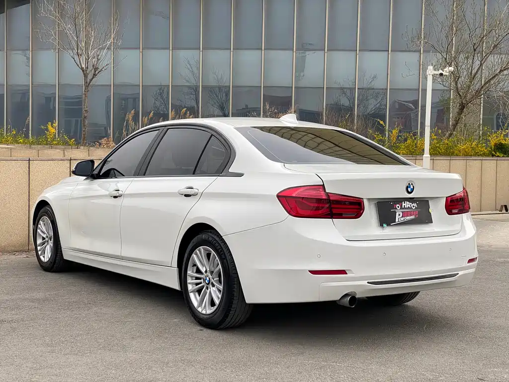 BMW 3 Series 2015 — фото 6