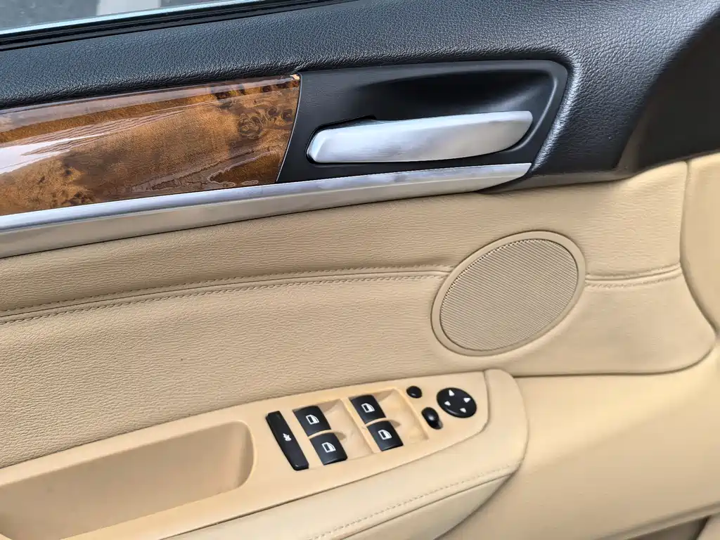 BMW X5 2011 — фото 13