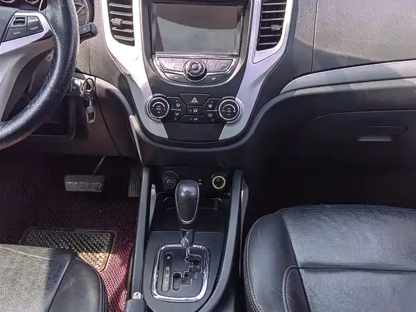 Changan CS35 2015