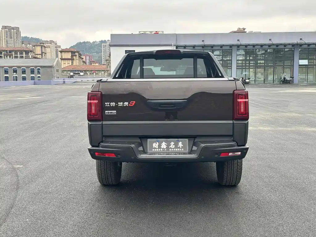 JMC Yuhu 9 2023