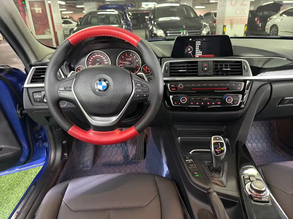 BMW 3 Series 2019 — фото 14