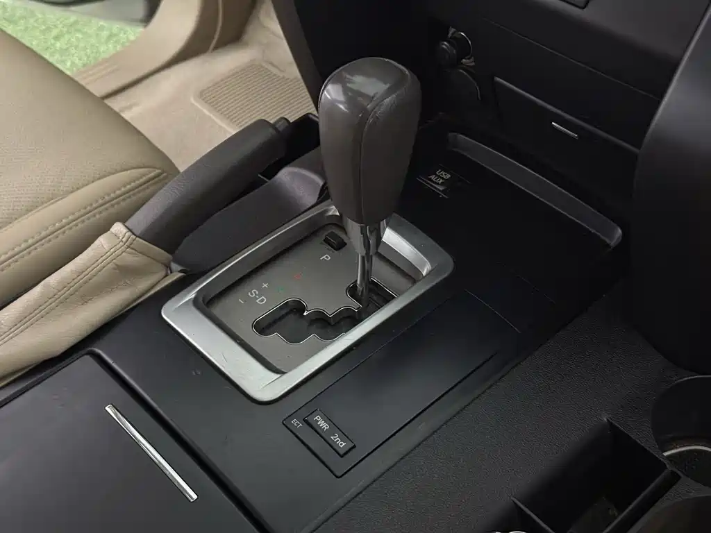 Toyota Land Cruiser 2015 — фото 11