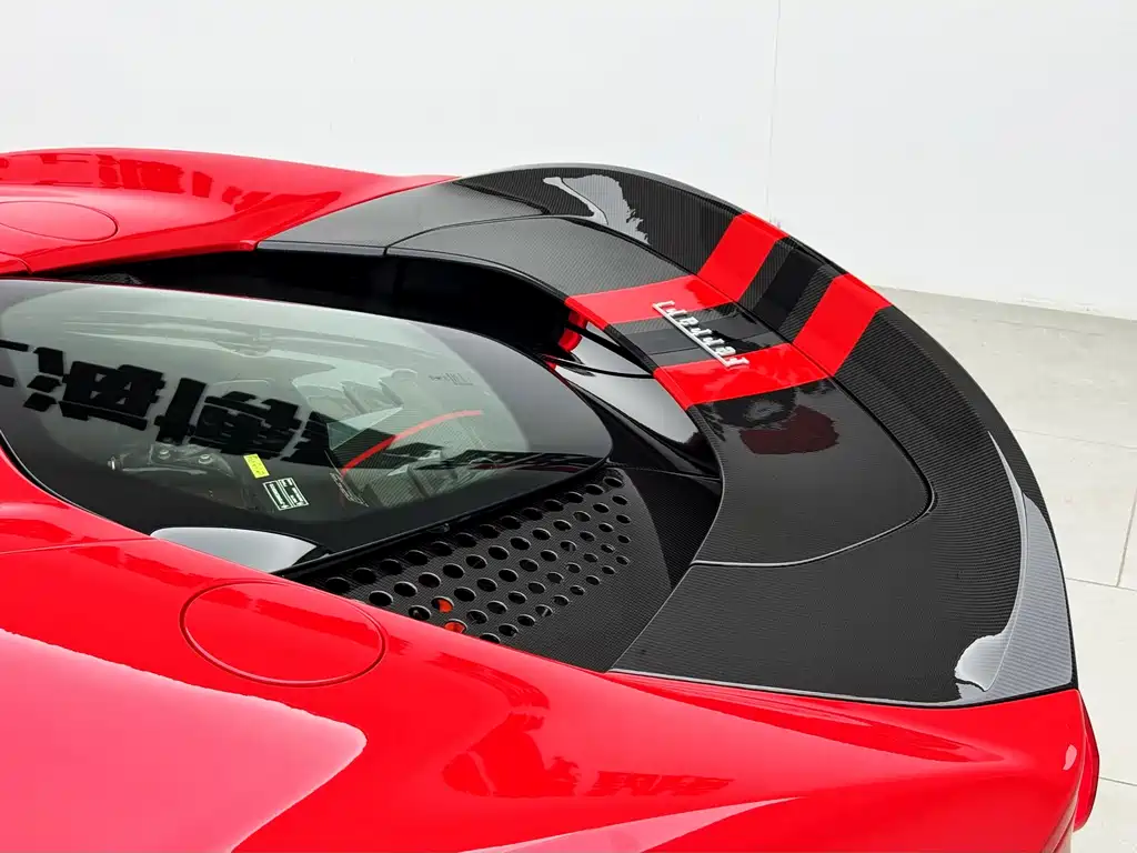 Ferrari SF90 2021 — фото 13