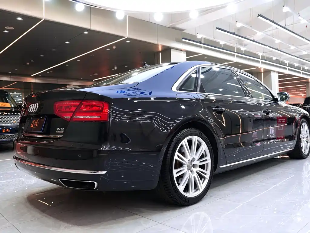 Audi A8 2016 — фото 6