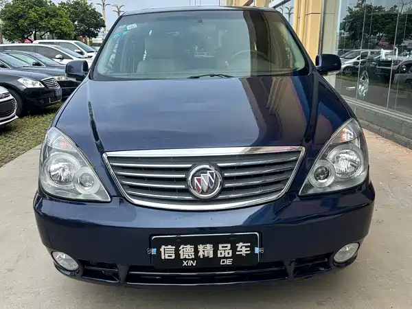 Buick GL8 2006