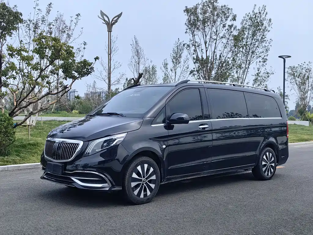 Mercedes-Benz Vito 2022 — фото 1