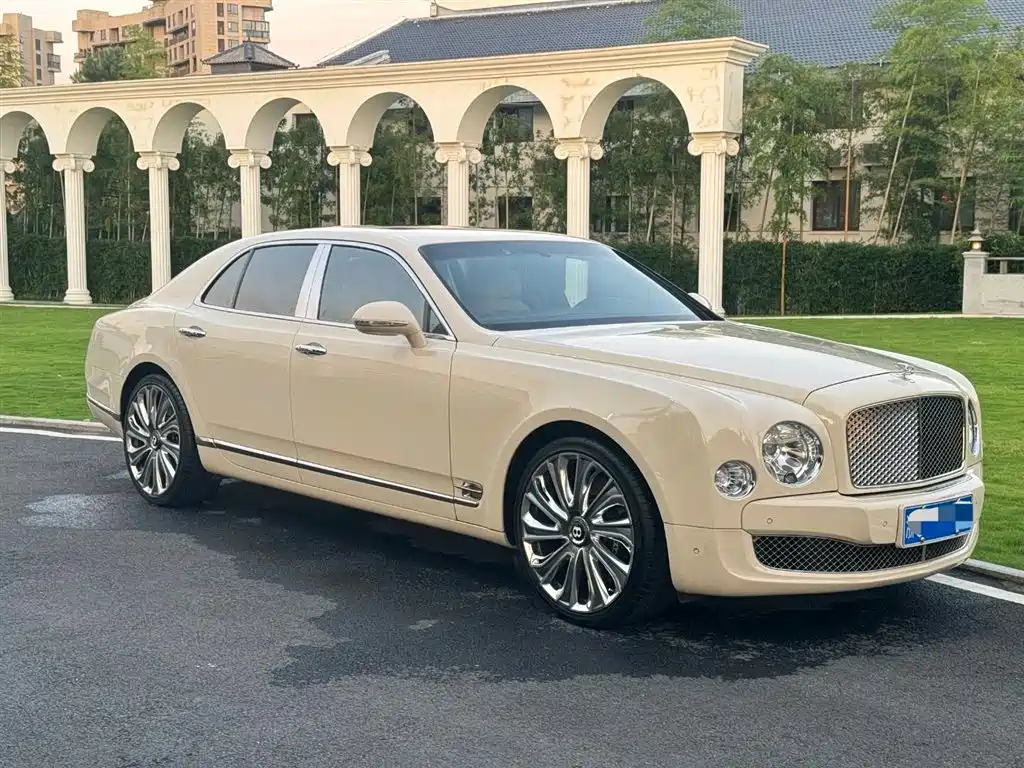 Bentley Mulsanne 2014 — фото 6