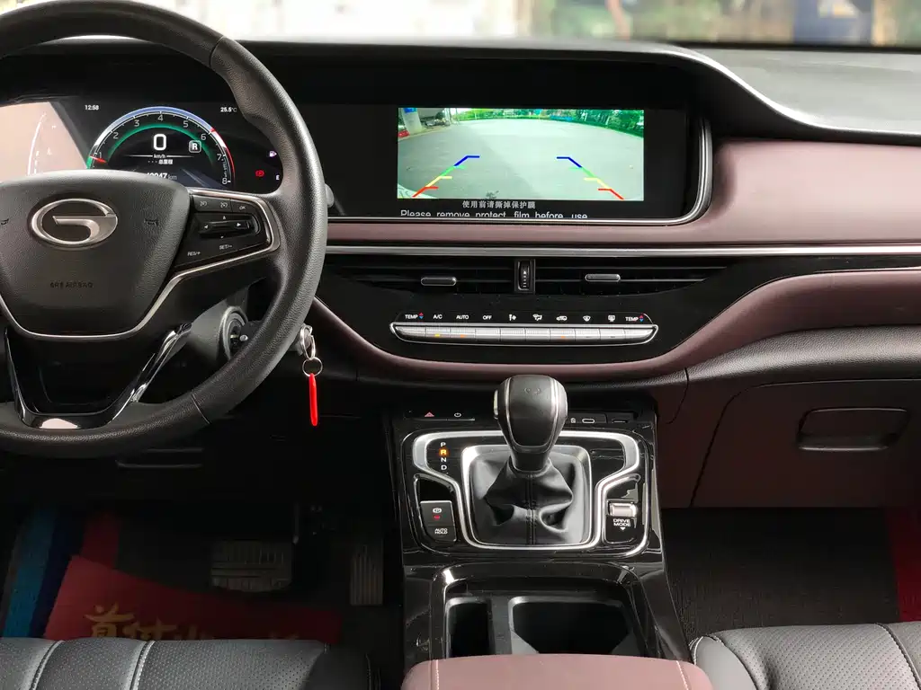 GAC Motor Trumpchi M6 2023 — фото 9