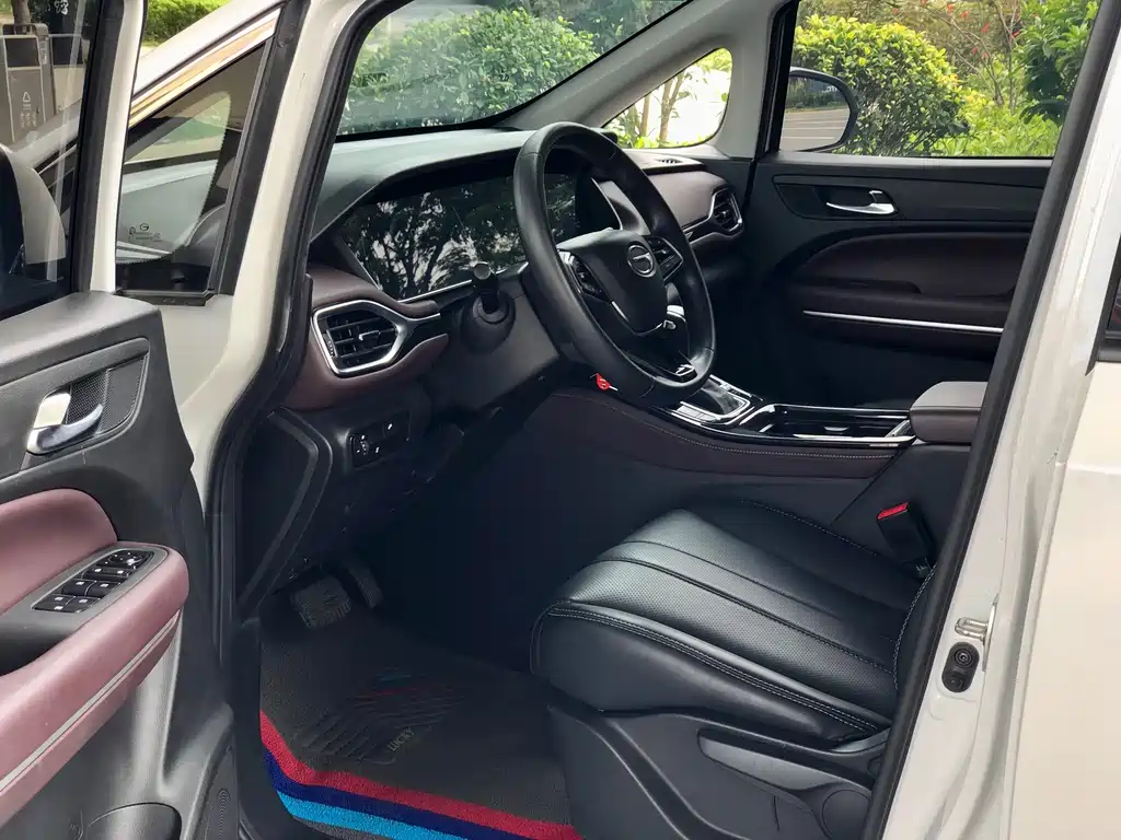 GAC Motor Trumpchi M6 2023 — фото 18
