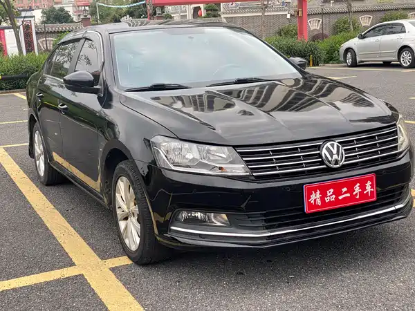 Volkswagen Lavida 2015