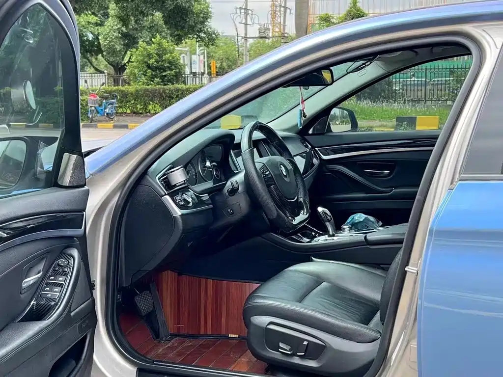 BMW 5 Series 2015 — фото 4