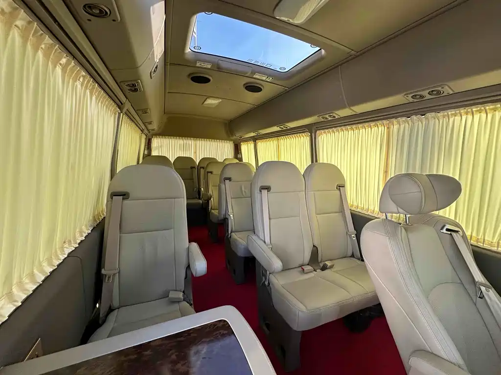 Toyota Coaster 2018 — фото 13