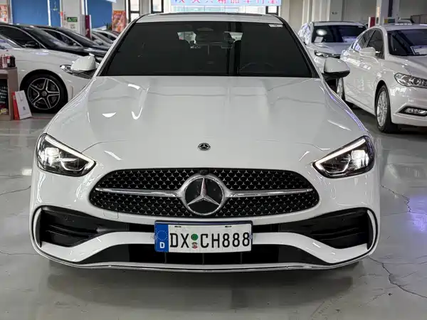 Mercedes-Benz C-Class 2022