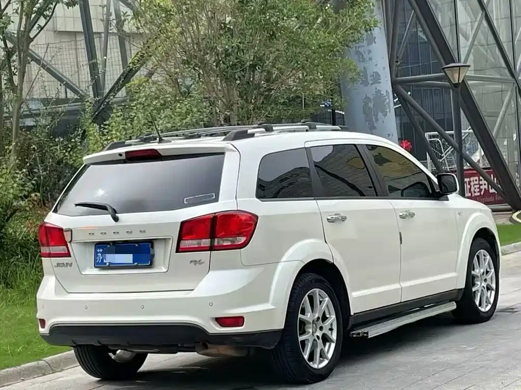 Dodge Journey 2016 — фото 4