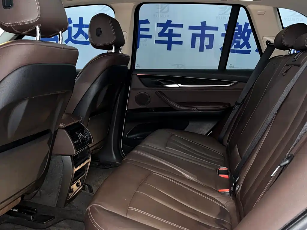 BMW X5 2014 — фото 11