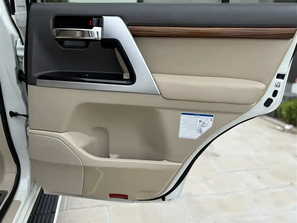 Toyota Land Cruiser 2019 — фото 22