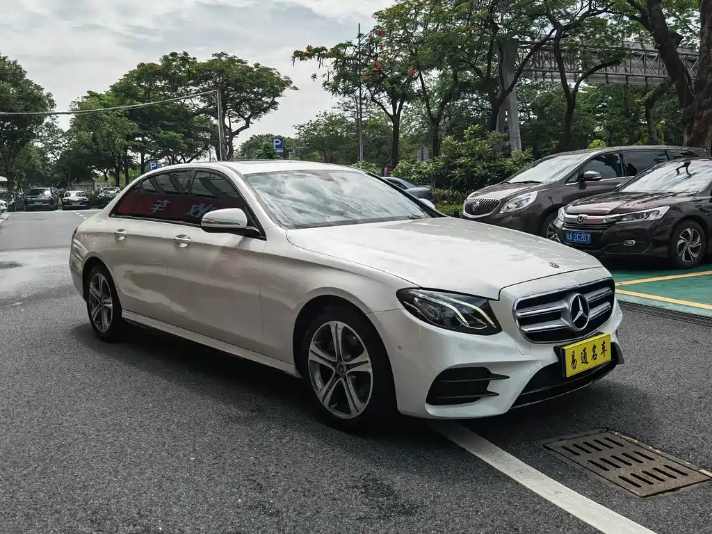 Mercedes-Benz E-Class 2018 — фото 5