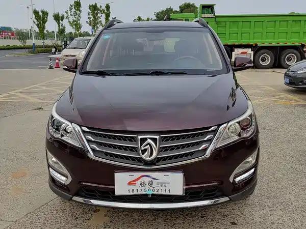 Baojun 560 2015