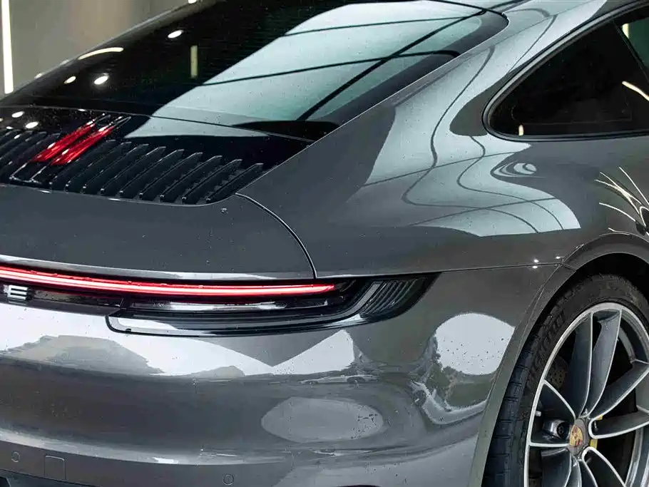 Porsche 911 2021 — фото 7