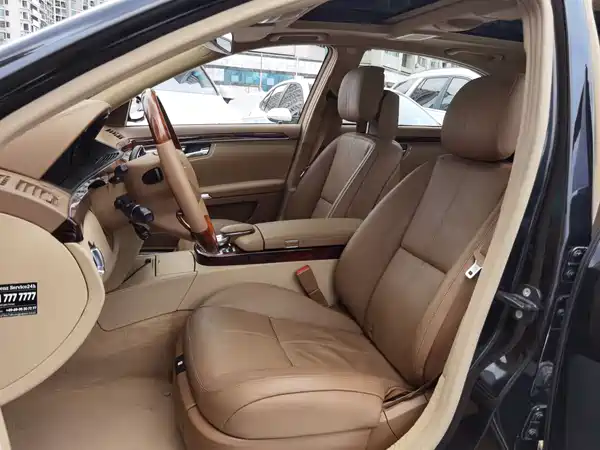 Mercedes-Benz S-Class 2008