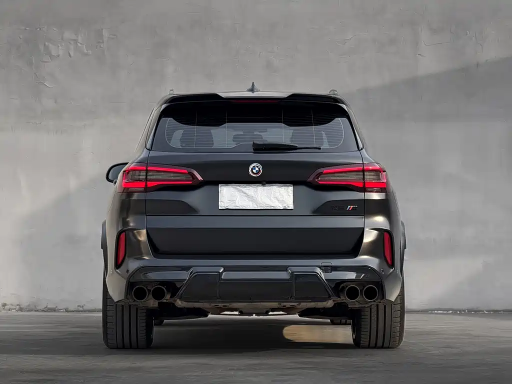 BMW X5 M 2021 — фото 16