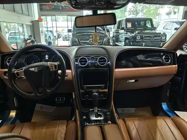Bentley Flying Spur 2013