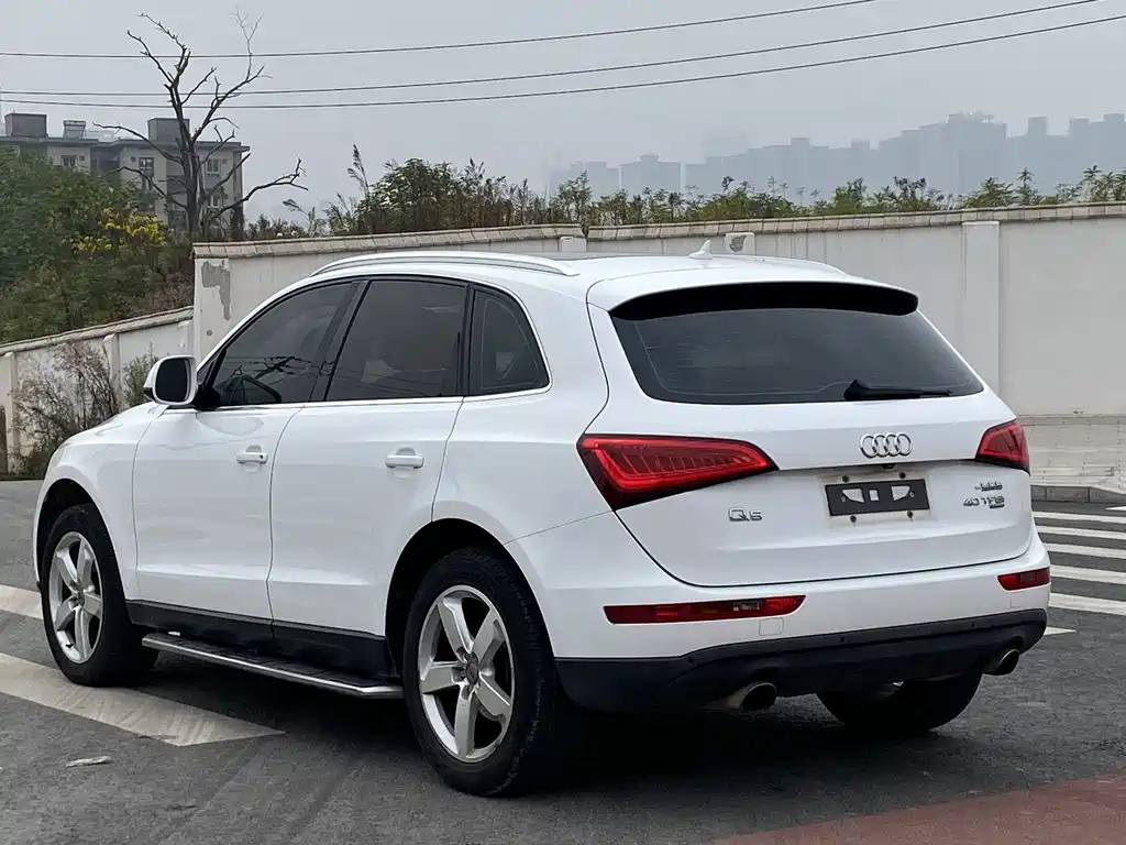 Audi Q5 2015 — фото 12