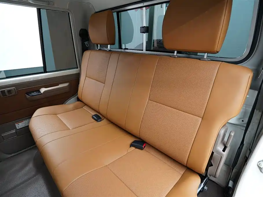 Toyota Land Cruiser 2022 — фото 13