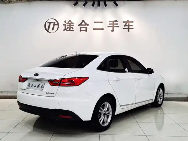 Ford Escort 2019