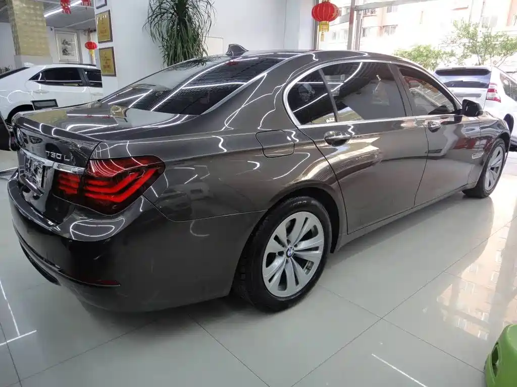 BMW 7 Series 2014 — фото 6