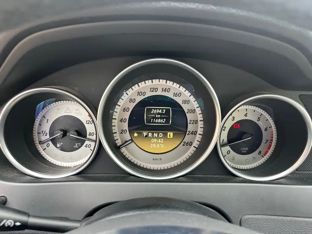Mercedes-Benz C-Class 2012 — фото 18