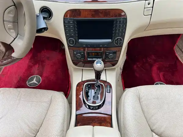 Mercedes-Benz S-Class 2004