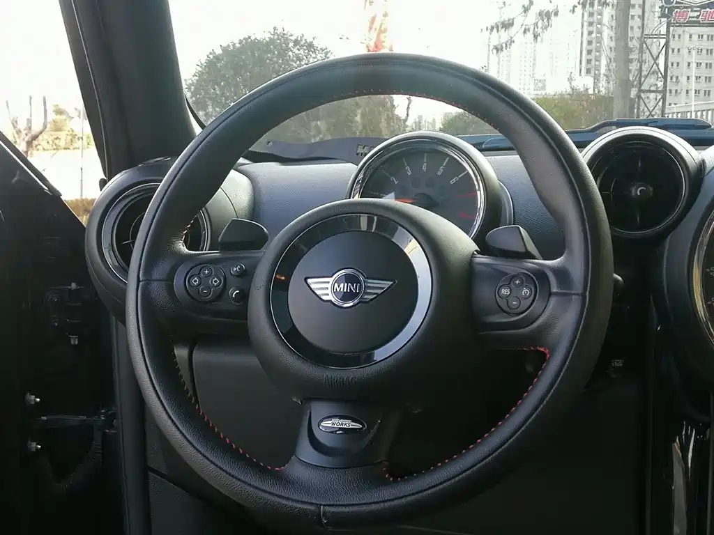 MINI JCW Countryman 2014 — фото 12