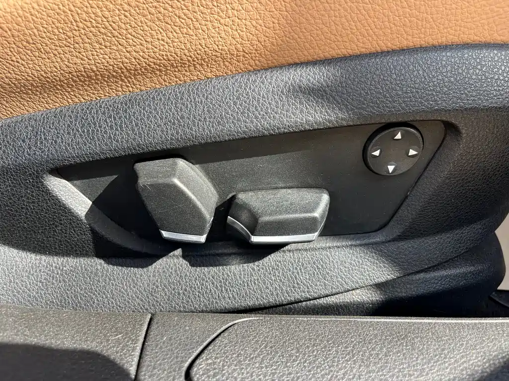 BMW 7 Series 2010 — фото 22