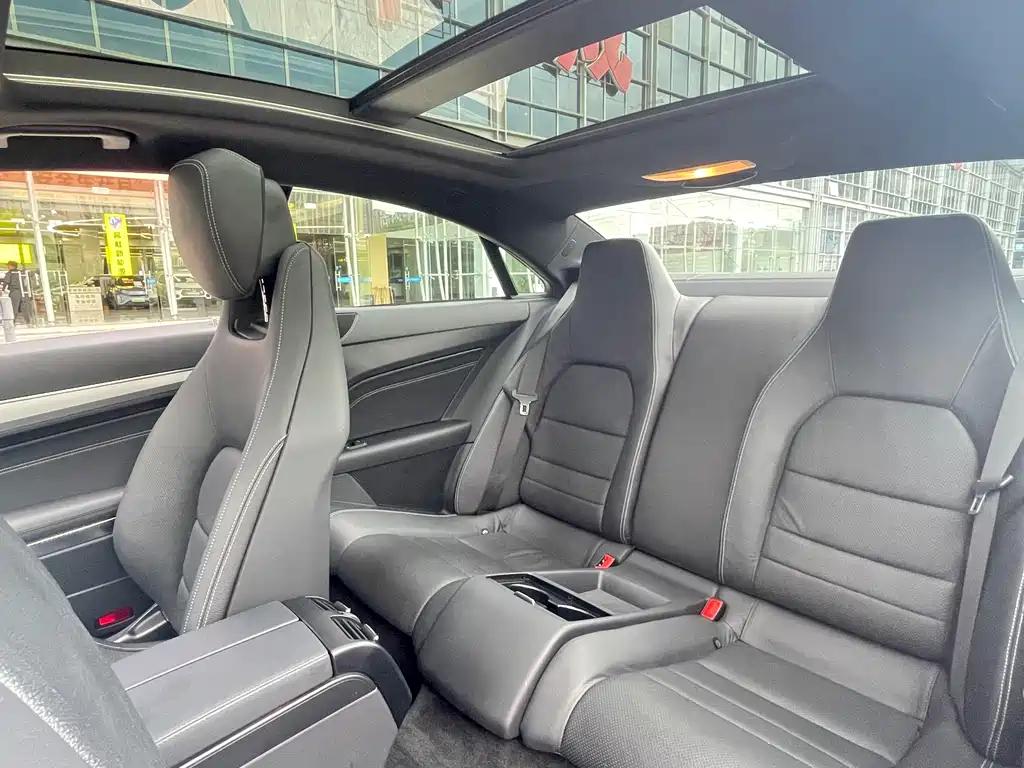 Mercedes-Benz E-Class 2016 — фото 11