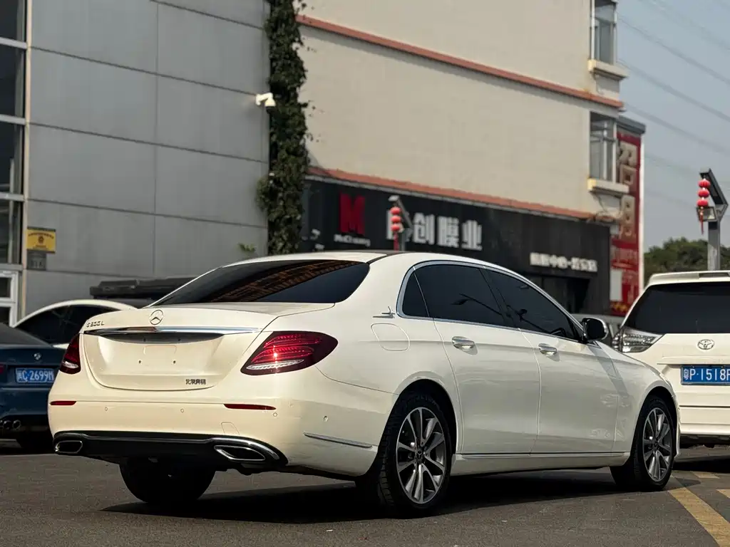 Mercedes-Benz E-Class 2019