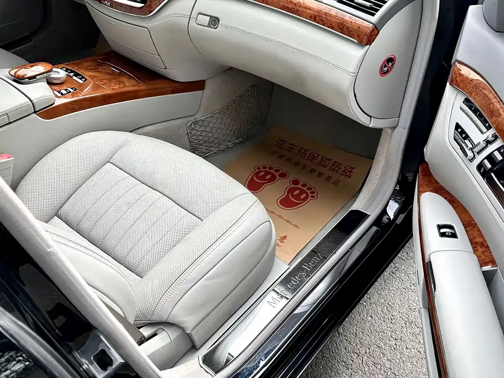 Mercedes-Benz S-Class 2009 — фото 27