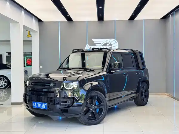 Land Rover Defender 2023