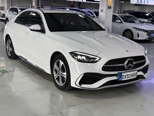 Mercedes-Benz C-Class 2022