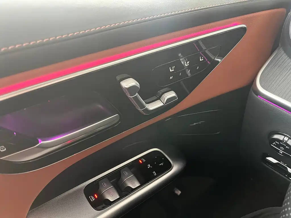 Mercedes-Benz GLC 2023 — фото 12