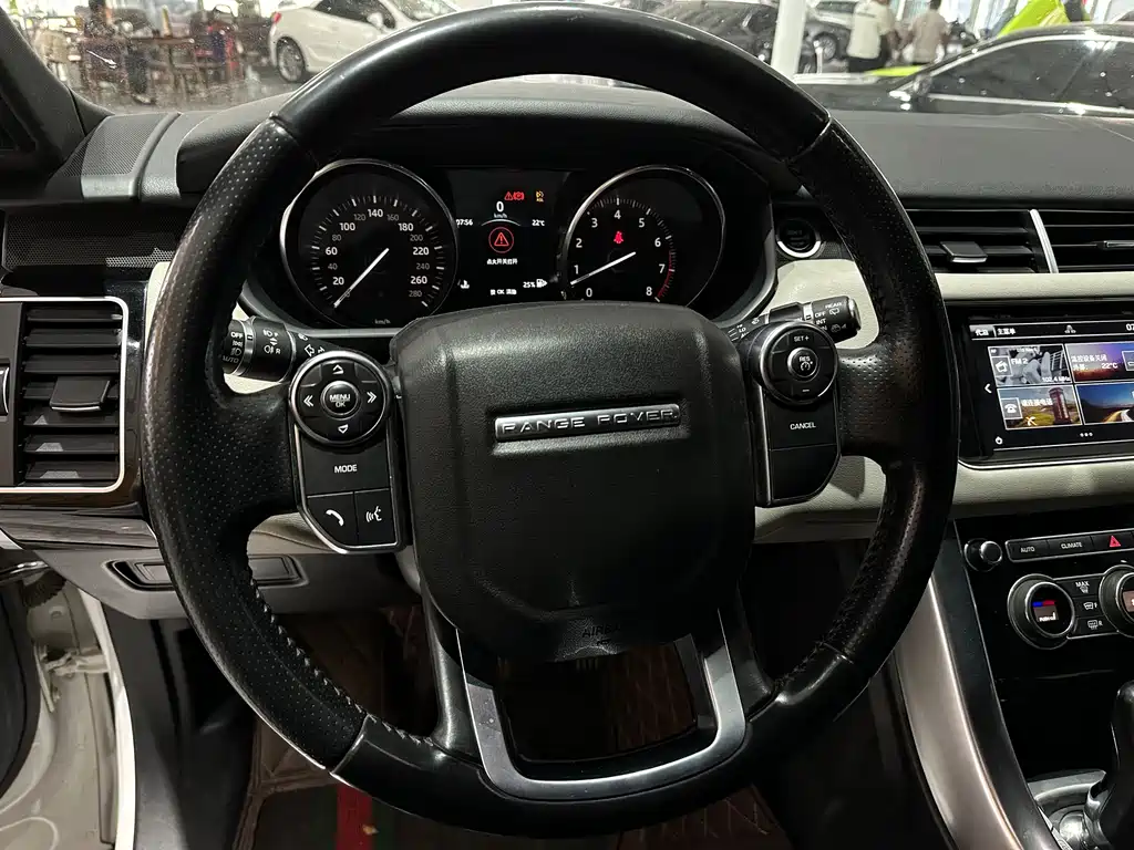Land Rover Sport 2016 — фото 9