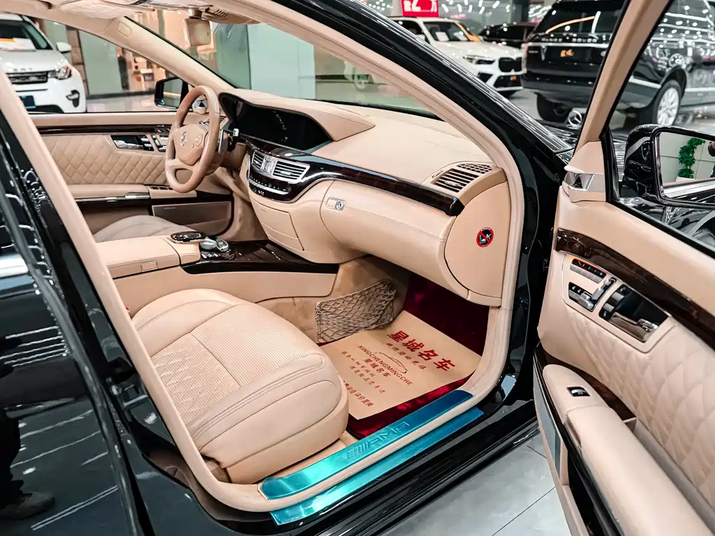 Mercedes-Benz S-Class AMG 2012 — фото 12