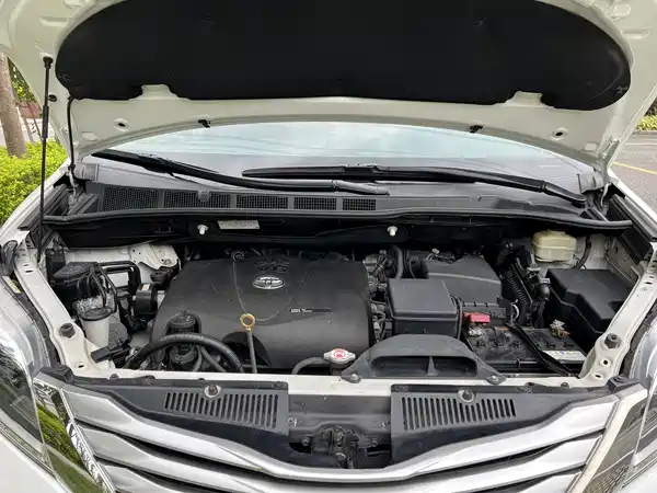 Toyota Sienna 2015